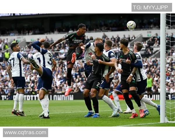 国王杯激战AC米兰与热刺互交白卷红牌事件引发全场热议与十大精彩瞬间回顾