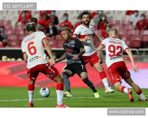 世界杯惊天冷门切尔西与本菲卡激战成平局点球大战引发全场狂欢